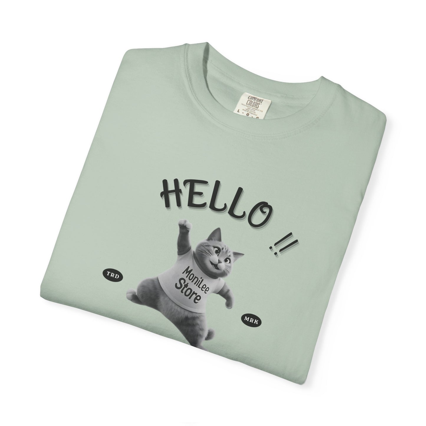 Moni Lee Cat Folded. Bay short sleeved Tee.