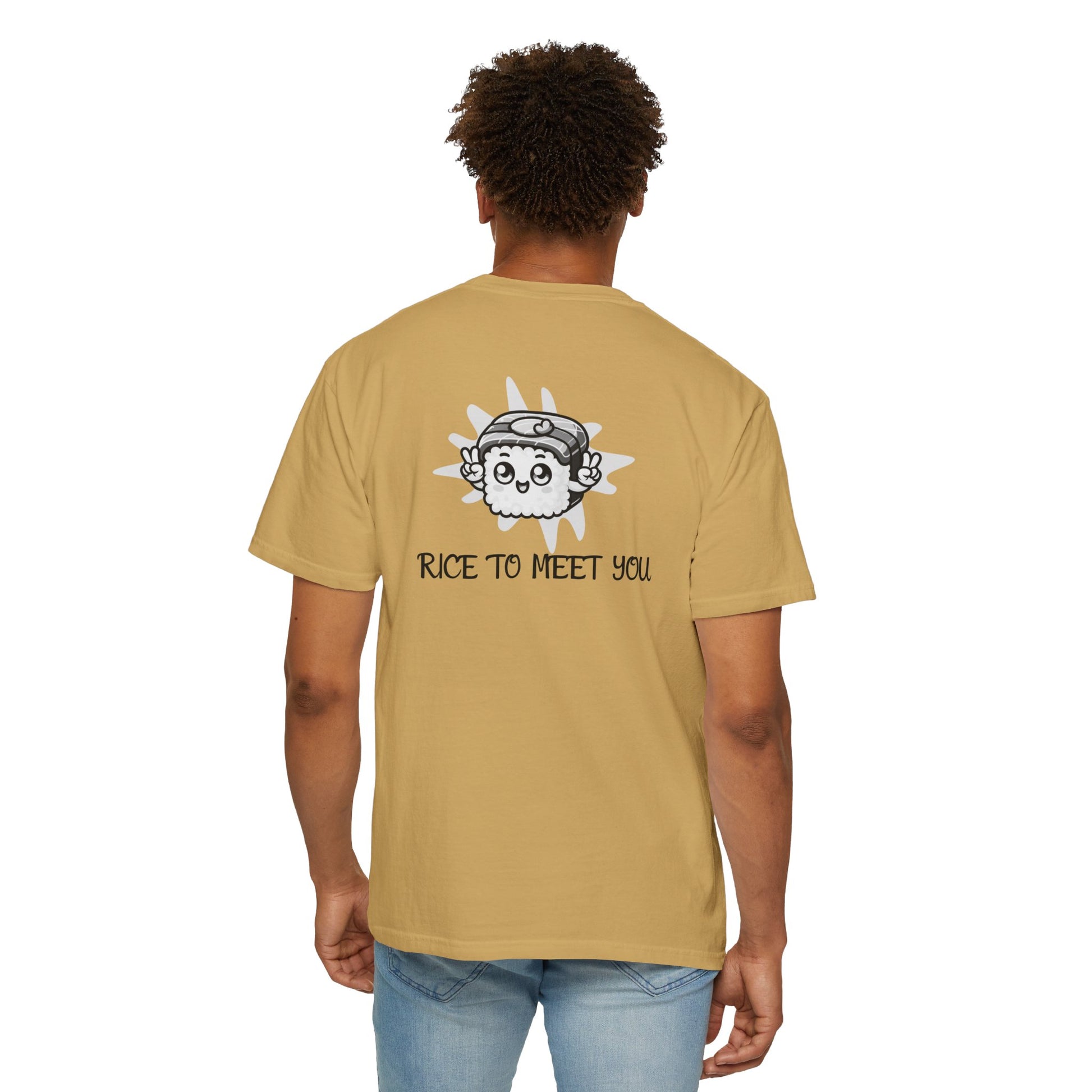 Moni_Lee_Cat_Tee._Mustard. Printed Rice to meet you. Man facing back 