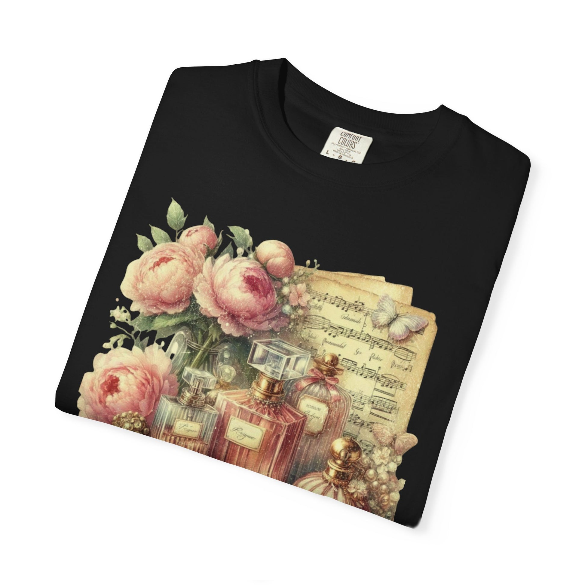 black t-shirt detail desing